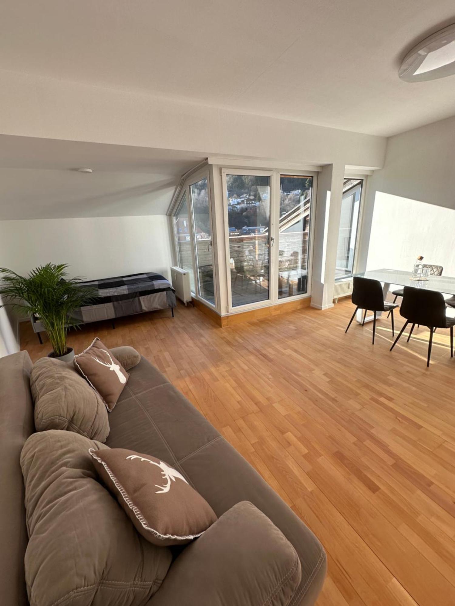 אימסט Geraeumiges Sonniges Apartment Mit Bergblick מראה חיצוני תמונה